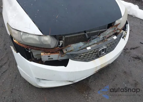 2010 Honda Civic Lx z USA, uszkodzony, nr VIN 2HGFG1B67AH513435